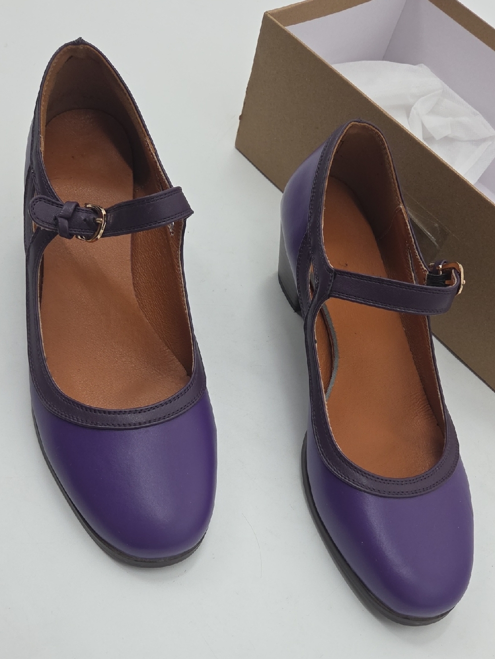 Women’s Retro Purple Mary Jane Heels - Picture 8 of 16